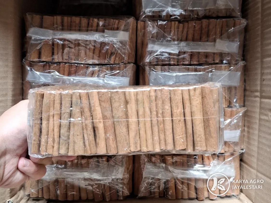 Cut cinnamon sticks for retail and private label